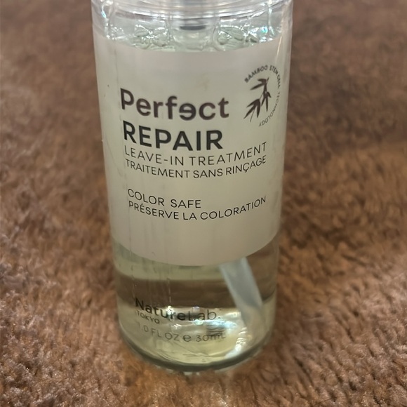 NatureLab Tokyo Perfect Repair leave-in Treatment & Perfect Clean Scalp Rinse - Picture 2 of 8